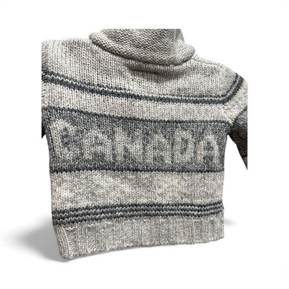 Canadiana Baby Knit Zip-Up Sweater – 6–12M – Grey Cowichan Style - Picture 4 of 8